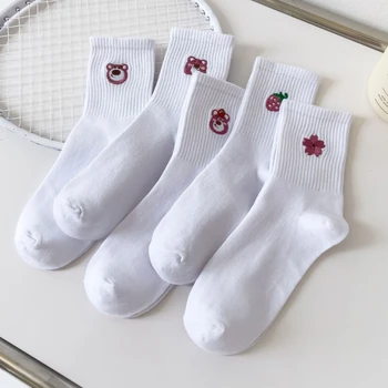Есенно-зимни дамски чорапи с хубаво мече, клубнично-бели Чорапи с бродерия, памук, дишащи къси чорапи до средата на прасците, които са устойчиви към миризми